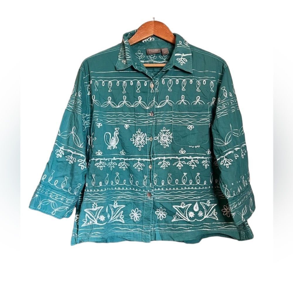 ‎3 for $30! Chicos embroidered button down shirt
